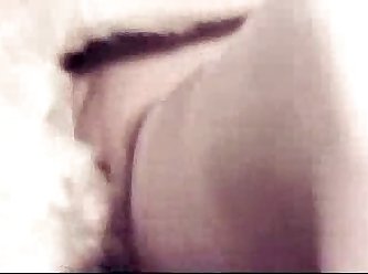 Yeeeeeeees She Rocked Her Hips At Dog . He Buried