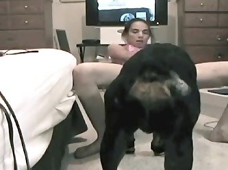 A Few Minutes Later They Left Closing The Door Behind Them