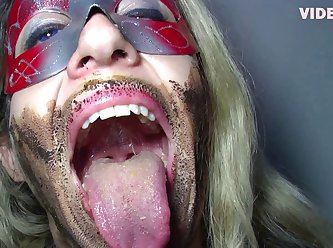 I Wanna Fuck A Dog In The