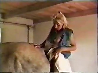 Emily Willis Zoo Porn